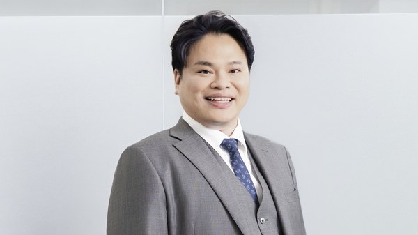 代表取締役社長 兼 CEO 瀧野 諭吾
