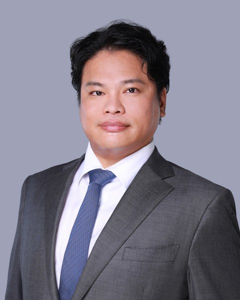 代表取締役社長 兼 CEO 瀧野 諭吾