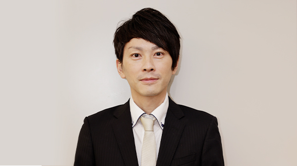 執行役員 高木 盛至