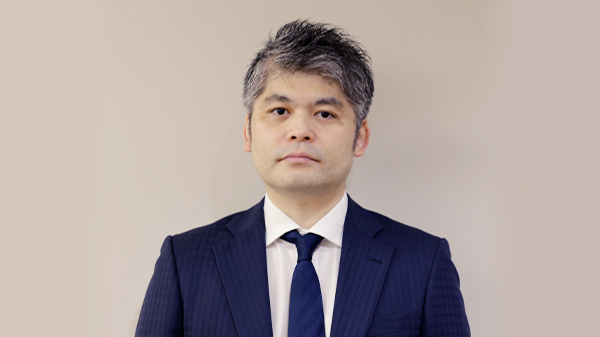 執行役員 阿部 隼太郎